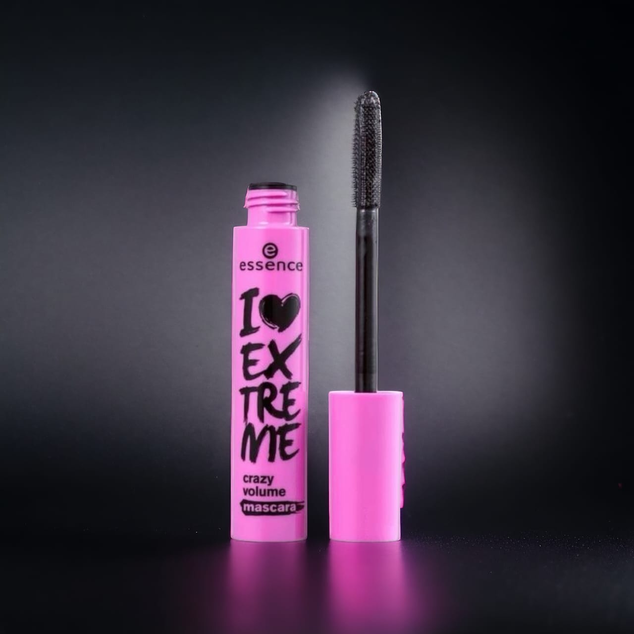 Essence I Love Extreme Crazy Volume Mascara – Unleash Bold, Crazy Volume